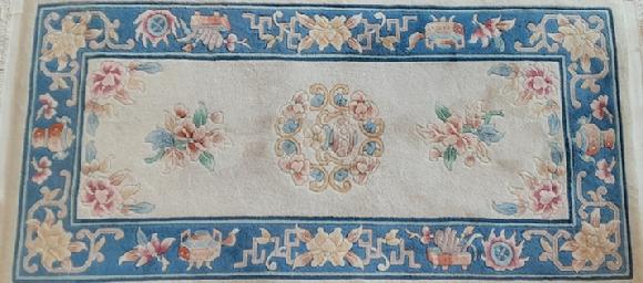 chinese cream color rug